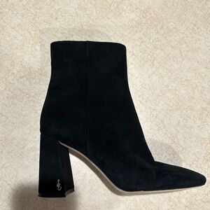 Sam Edelman black suede ankle boots size 9.5